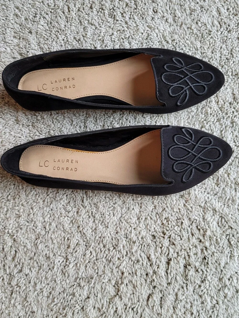 Black Suede Style Pointed Toe Flats With Classic Decorative Stitching  7